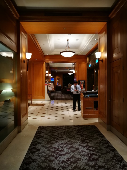 4Ptaipei03 中和-福朋喜來登 簡單商務Four Points開在中和交流道口是哪招...用SPG點數換超划算