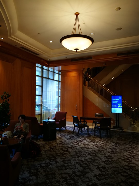 4Ptaipei06 中和-福朋喜來登 簡單商務Four Points開在中和交流道口是哪招...用SPG點數換超划算