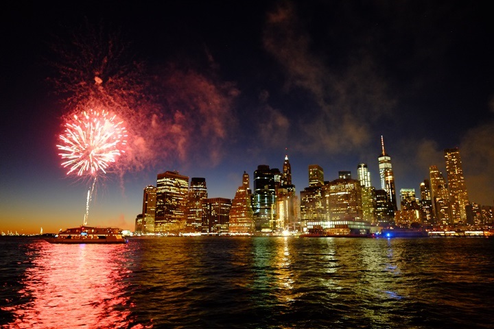 dumboview09 New York-果真大蘋果之紐約真好玩 布魯克林橋下 網紅聖地Dumbo&渡船碼頭賞曼哈頓夜景