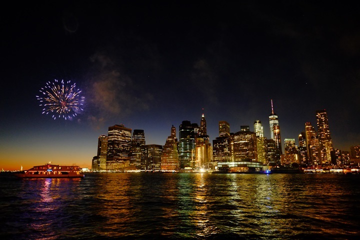 dumboview11 New York-果真大蘋果之紐約真好玩 布魯克林橋下 網紅聖地Dumbo&渡船碼頭賞曼哈頓夜景