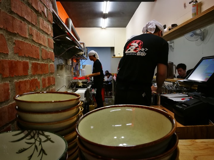 fiveramen04 中壢-五拉麵 五種口味征服中原人 排隊拉麵名店