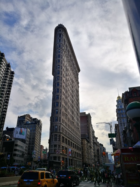 flatiron080107 New York-果真大蘋果之紐約真好玩 地標Flatiron熨斗大樓