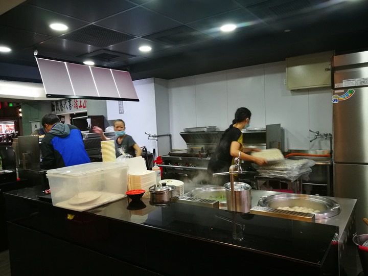 janexiang2 中和-香珍鍋貼水餃 中和交流道旁人氣小店