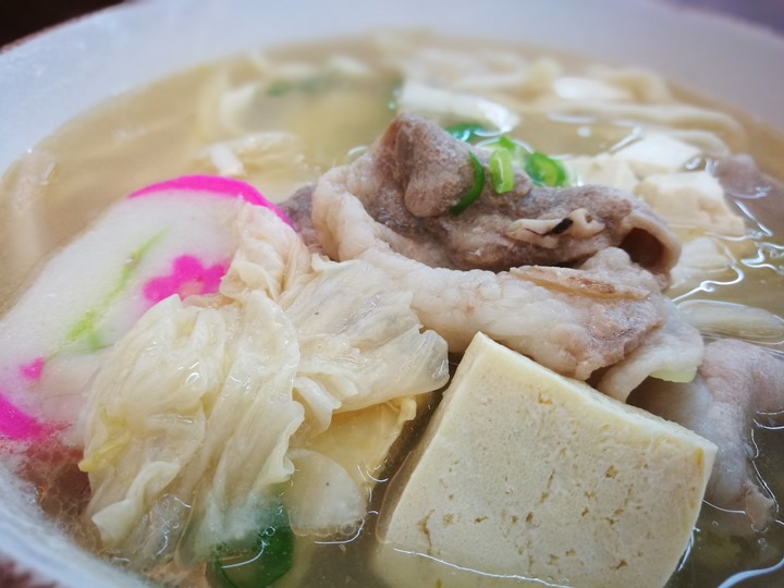 tongfamily3 新竹-東家麵食番茄牛腩麵 湯純肉嫩