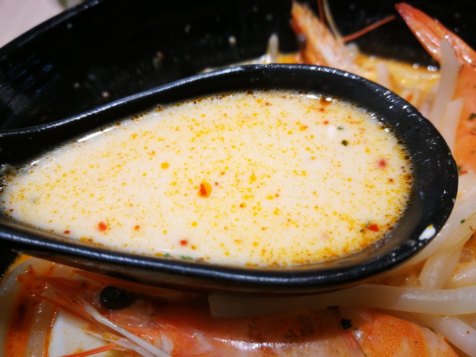 328laksa8 中正-328加東叻沙台灣店(台北車站微風廣場) 感覺走味壞了本店名聲的叻沙