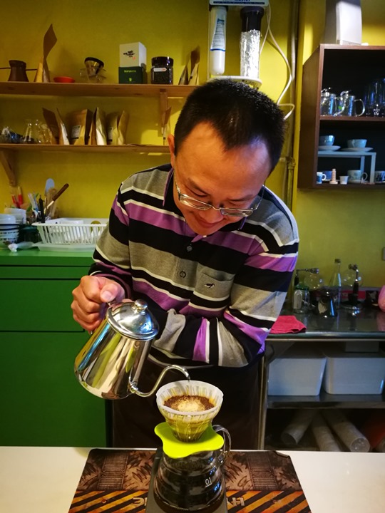 songding3 中壢-松鼎咖啡 簡單來一杯手沖