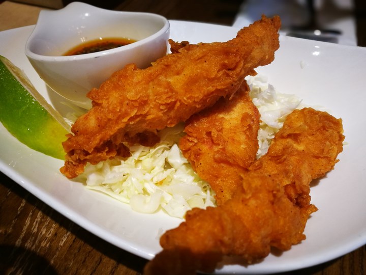 thaihand07 中正-不吃公館夜市 吃右手Thaihand泰式定食 服務態度很棒食物就...小失望