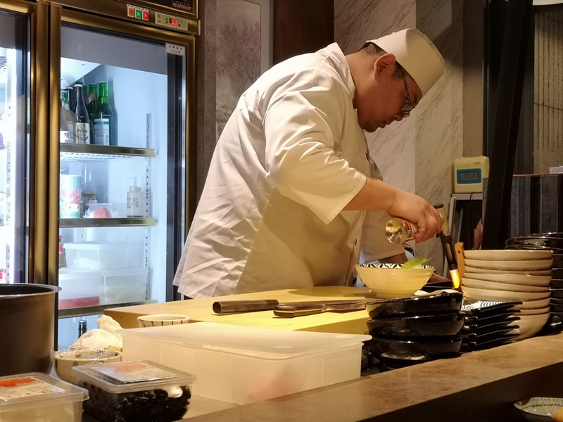 dondondon6 竹北-丼好食 寒風中好吃的日式豬排 還有軟嫩入口即化的比目魚鰭邊丼