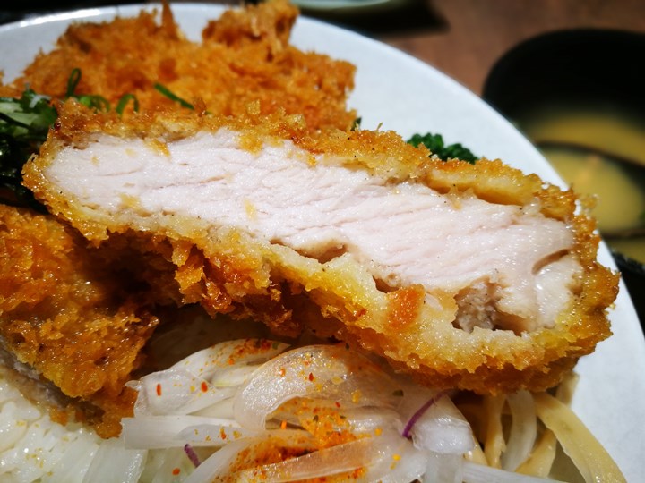 dongoodeat09 竹北-丼好食 寒風中好吃的日式豬排 還有軟嫩入口即化的比目魚鰭邊丼