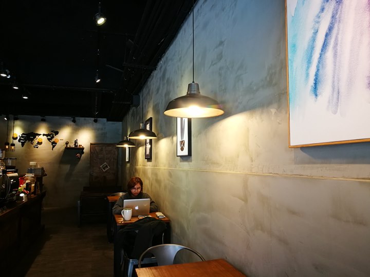 laooo08 中壢-老窩咖啡(站前23) 工業中帶著溫暖的空間