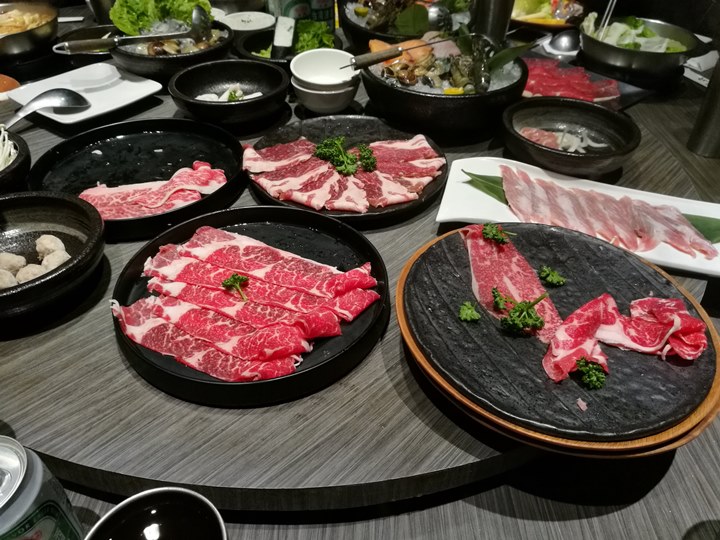 dingsen6 新竹-鼎盛十里 豪宅似的小火鍋...但...