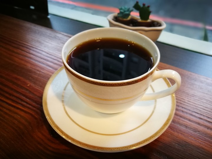 woodtable09 桃園-木桌子 不趕時間的請來一杯咖啡