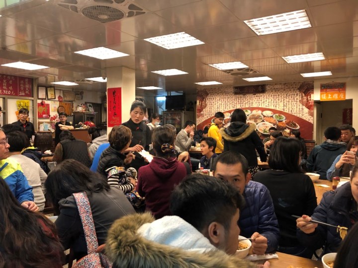 beefnoodless03 大安-永康牛肉麵 湯濃肉香 好吃好吃