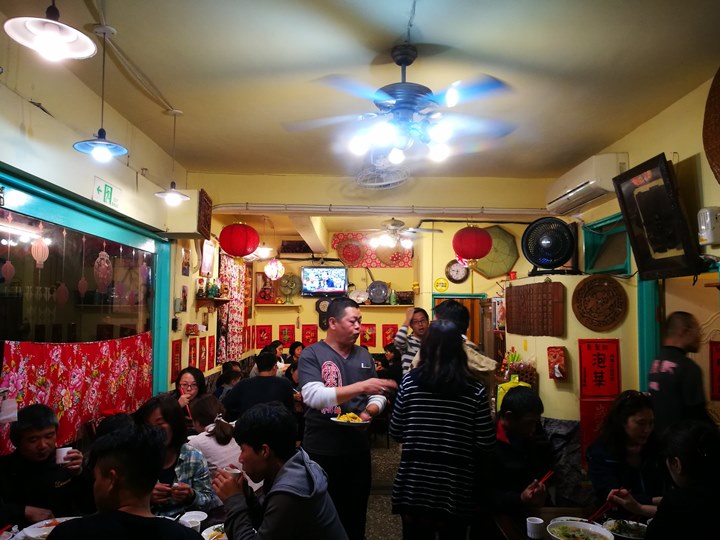 bigbowlbeitou06 北投-張吳記不是張無忌 特色超大碗什錦麵 油雞黑排骨&XO醬炒飯 都好吃