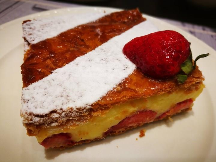 paulhsinchu17 新竹-PAUL(巨城店)來自法國百年麵包店 百年來堅持落伍 麵包外餐點也好吃