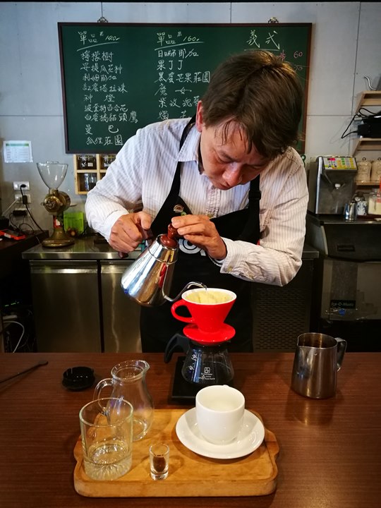 redfruitseed07 桃園-紅果子手烘咖啡坊 手沖的風味真迷人