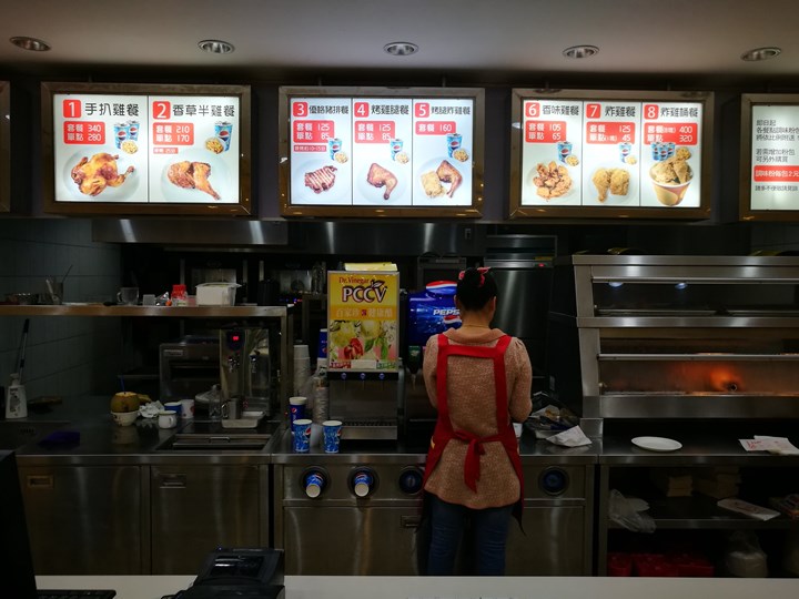 taifeng03 中壢-台風小館 吮指回味樂無窮的烤雞