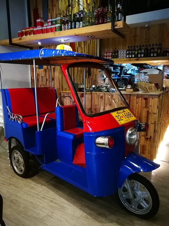tuktuk08 中壢-圖圖咖啡館 嘟嘟車坐鎮 泰式風味咖啡館
