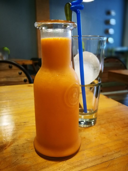 tuktuk13 中壢-圖圖咖啡館 嘟嘟車坐鎮 泰式風味咖啡館