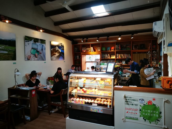 wethey18 中壢-我們他們咖啡 老街溪旁老屋屬於大家的咖啡館