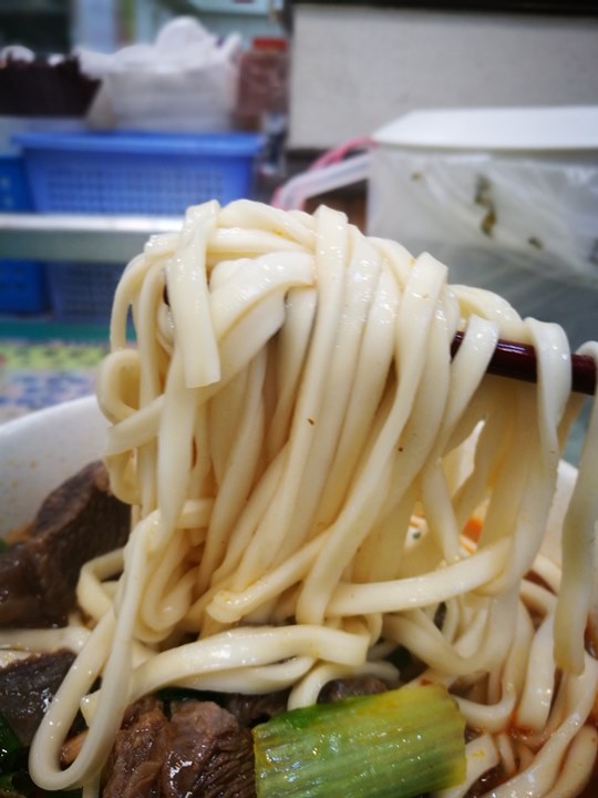 xinmingbeef11 中壢-新明老牌牛肉麵 肉Q彈好吃 湯稍鹹