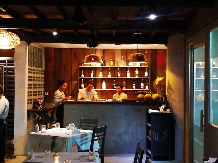miecafe05 Siem Reap-Mie Cafe暹粒市區高棉式建築 改良式的高棉料理 氣氛一級棒