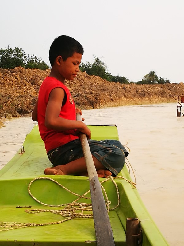 tonlesap03 Siem Reap-Tonle Sap洞里薩湖 柬埔寨的魚米鄉 落後環境中的知足生活