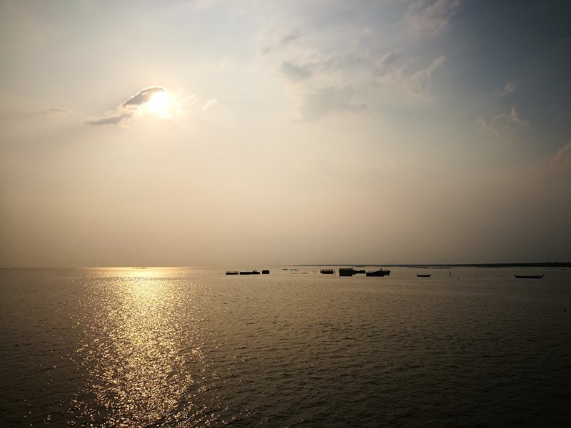 tonlesap28 Siem Reap-Tonle Sap洞里薩湖 柬埔寨的魚米鄉 落後環境中的知足生活