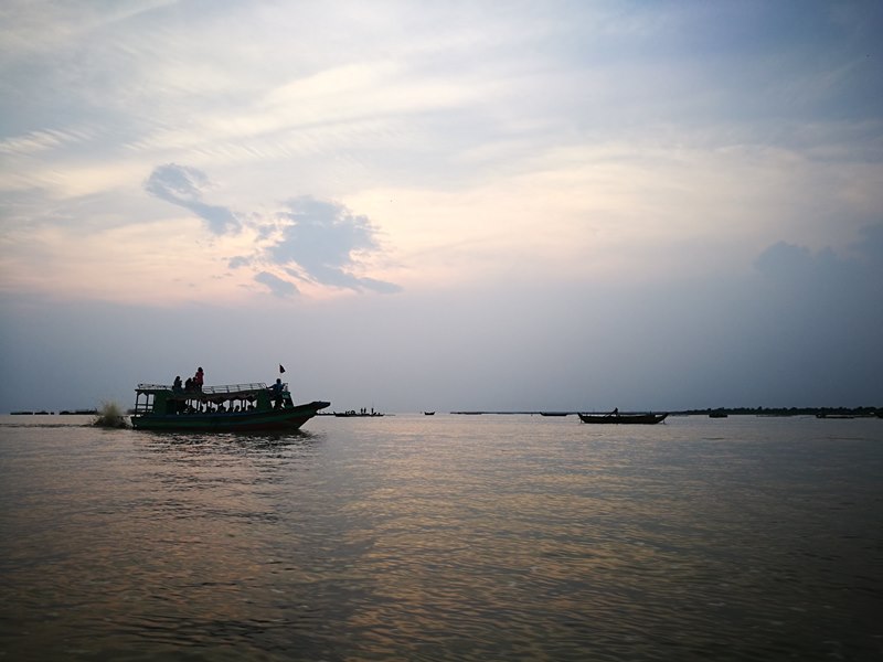 tonlesap41 Siem Reap-Tonle Sap洞里薩湖 柬埔寨的魚米鄉 落後環境中的知足生活