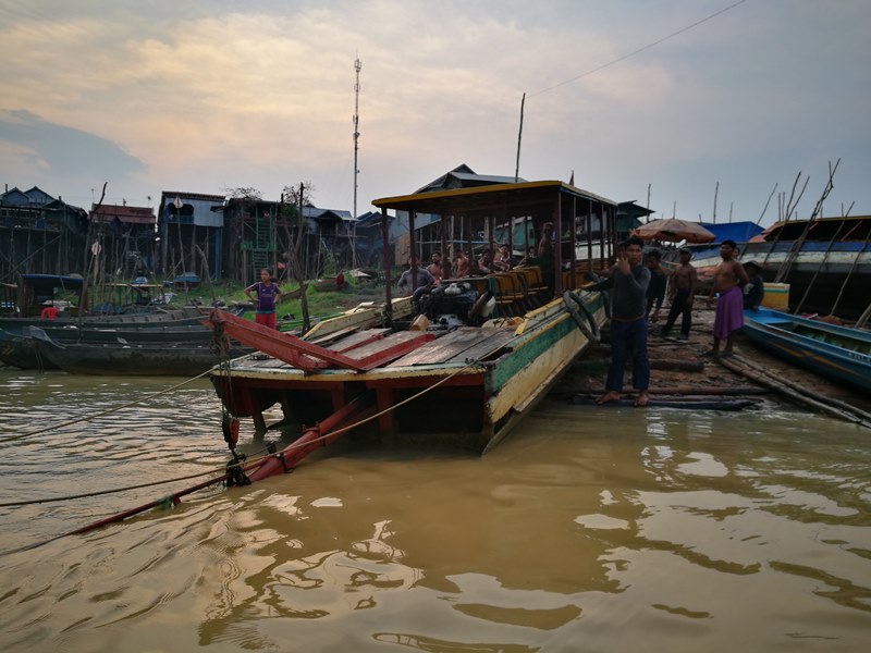 tonlesap47 Siem Reap-Tonle Sap洞里薩湖 柬埔寨的魚米鄉 落後環境中的知足生活
