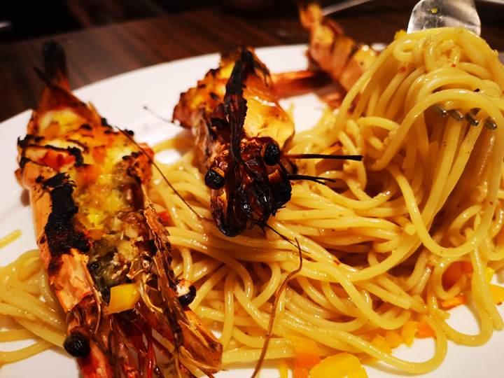 Pistachio08 Singapore-Pistachio Middle Eastern & Mediterranean Grill 1.8公斤戰斧震驚全場 好吃又好看