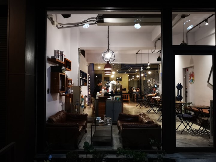 dawncafe05 新竹-續日Cafe 低調靜謐的工業風 清爽細緻的單品咖啡