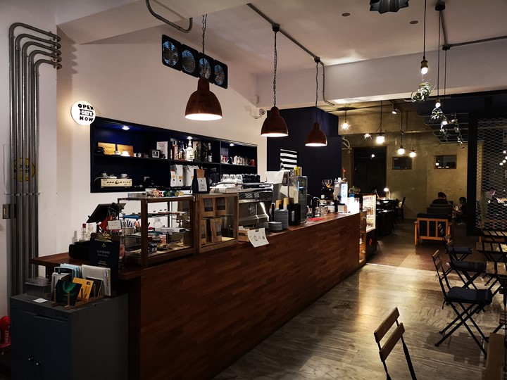 dawncafe07 新竹-續日Cafe 低調靜謐的工業風 清爽細緻的單品咖啡