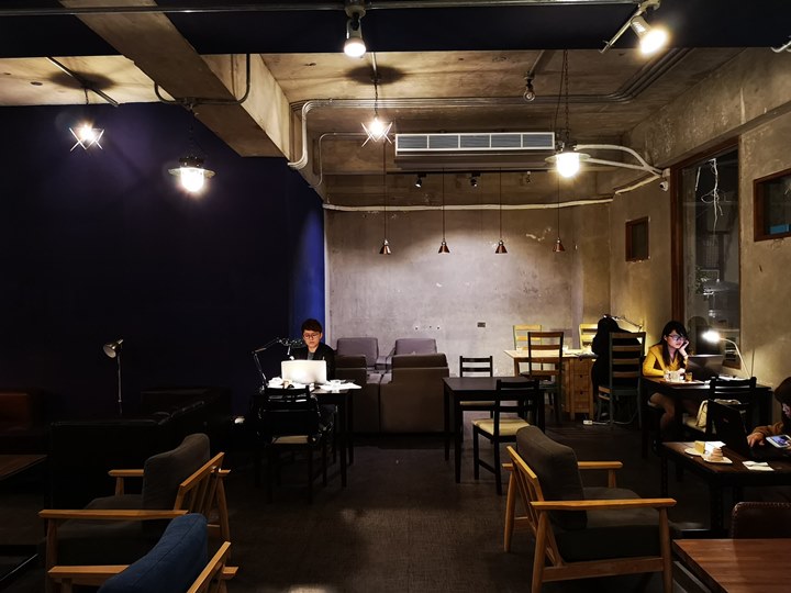 dawncafe10 新竹-續日Cafe 低調靜謐的工業風 清爽細緻的單品咖啡