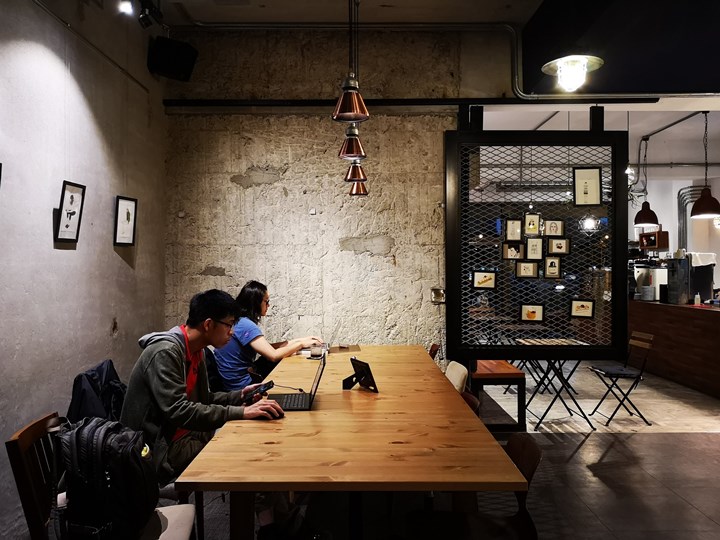 dawncafe14 新竹-續日Cafe 低調靜謐的工業風 清爽細緻的單品咖啡