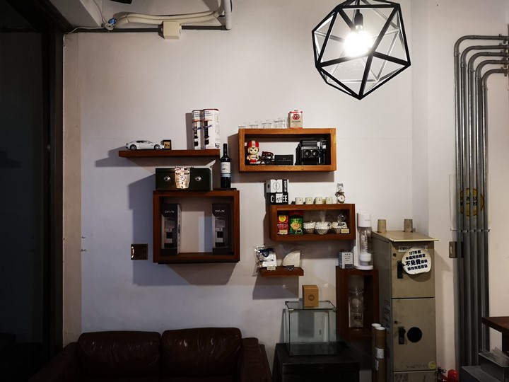 dawncafe20 新竹-續日Cafe 低調靜謐的工業風 清爽細緻的單品咖啡