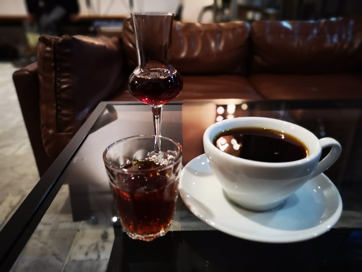 dawncafe25 新竹-續日Cafe 低調靜謐的工業風 清爽細緻的單品咖啡