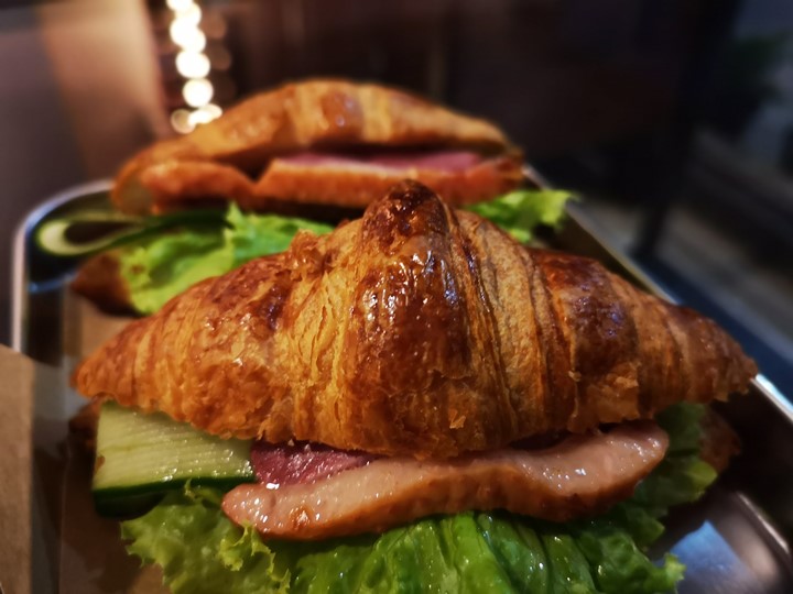 dawncafe28 新竹-續日Cafe 低調靜謐的工業風 清爽細緻的單品咖啡