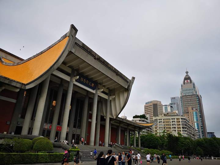 auntsu03 大安-蘇阿姨比薩屋 超人氣隊伍很長等好久...