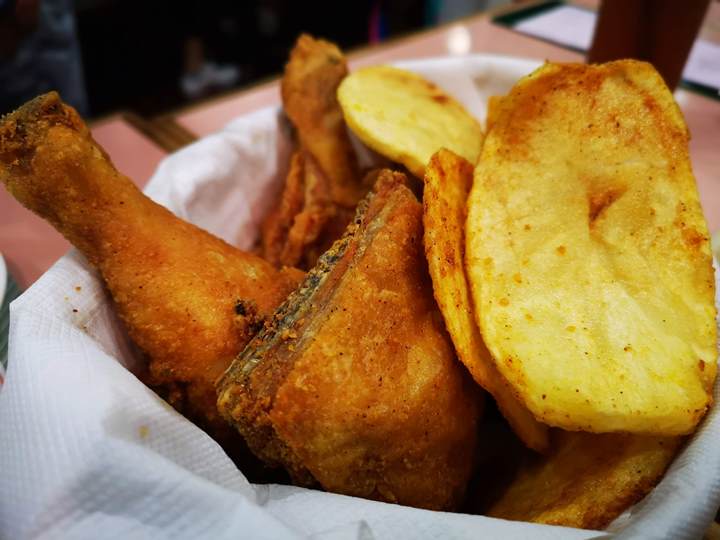 auntsu13 大安-蘇阿姨比薩屋 超人氣隊伍很長等好久...