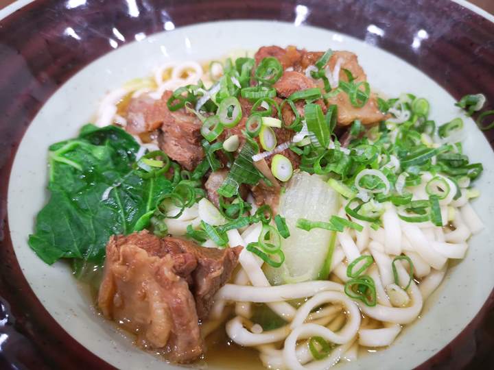 cakekings3 中壢-餅王 牛肉麵捲餅都優 健行旁好吃的麵食館