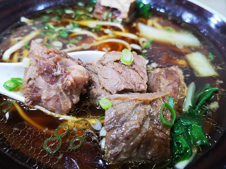 cakekings6 中壢-餅王 牛肉麵捲餅都優 健行旁好吃的麵食館