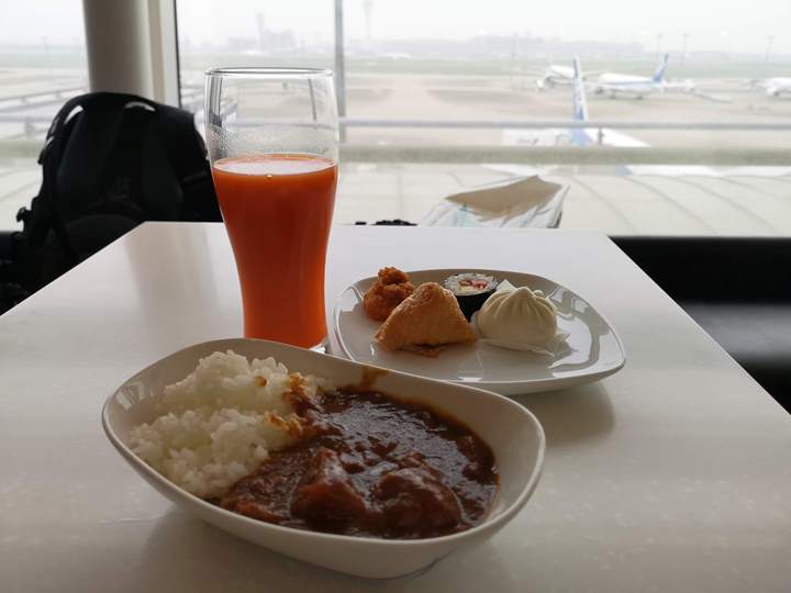 fly78716 201806 ANA松山羽田 來回送貴賓室...真大器