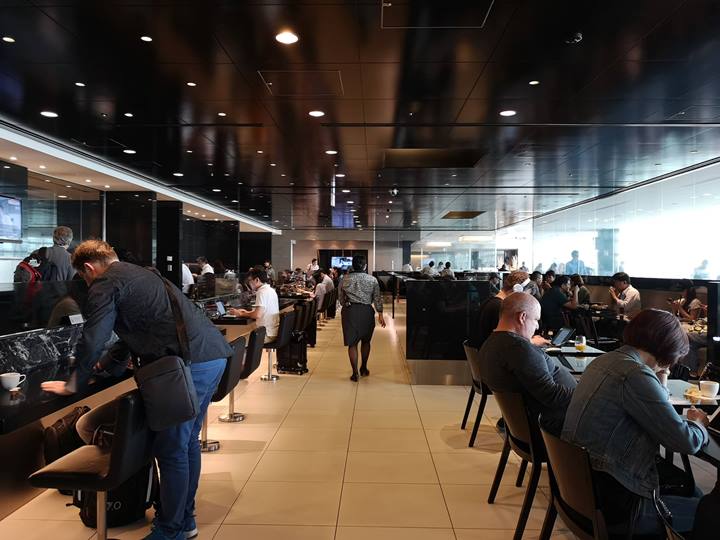 fly78720 201806 ANA松山羽田 來回送貴賓室...真大器