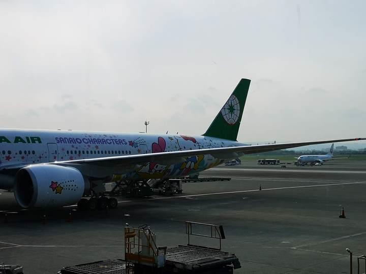 flysinsin07 201805台北新加坡Kitty伴我飛
