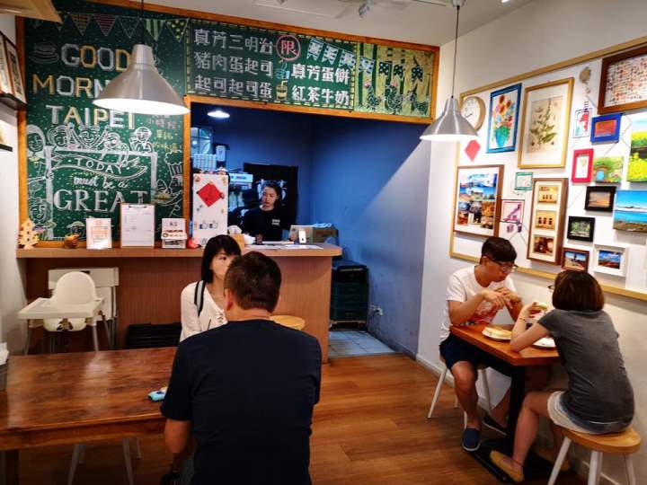 janefang08 信義-真芳碳烤吐司 鬧區中靜巷的人氣小店