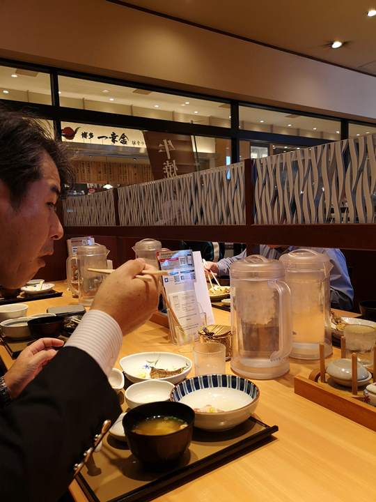 yayoi05 Okayama-岡山車站Yayoiやよい軒 簡單清爽日式食堂