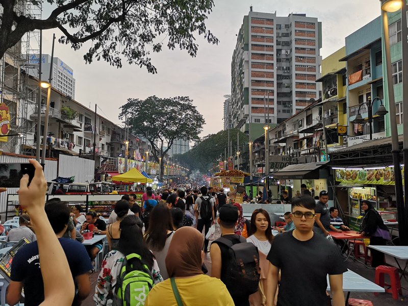 WAW09 Kuala Lumpur-亞羅街夜市街 名店黃亞華 推薦烤雞翅與鹹蛋魷魚