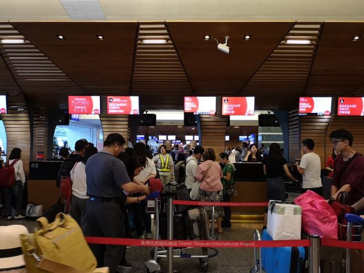 flykl201802 201807亞航初體驗 KLIA2的海關沒效率的可怕...回程請提早