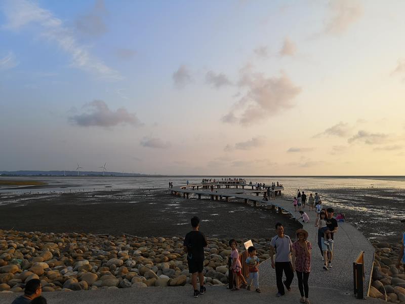 like81711 新竹-國家級香山濕地 美麗落日 Like 8咖啡廳飲料美食 好搭配